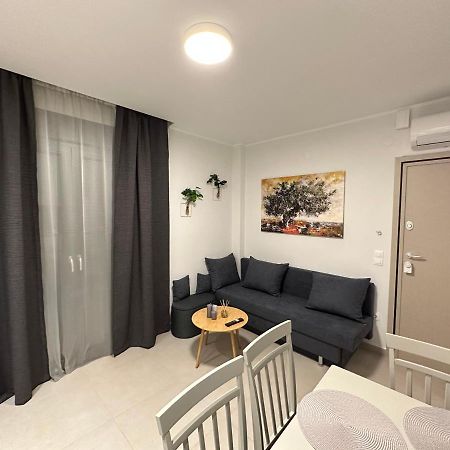 Olea Suites 2 Nea Moudania Esterno foto