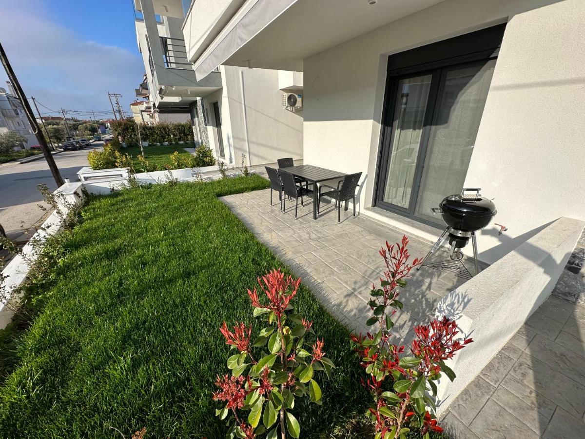 Olea Suites 2 Nea Moudania Esterno foto